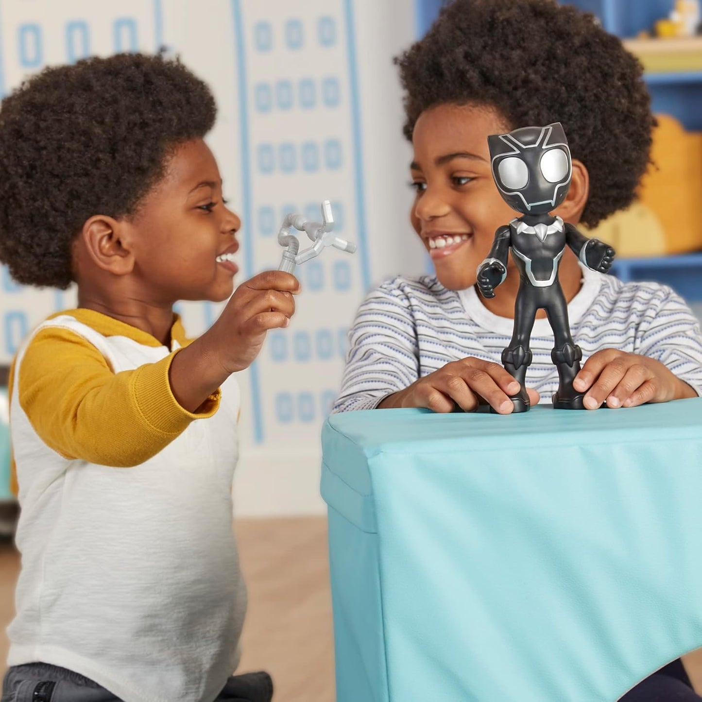 Spidey and his Amazing Friends Supersized Black Panther 9" Action Figure