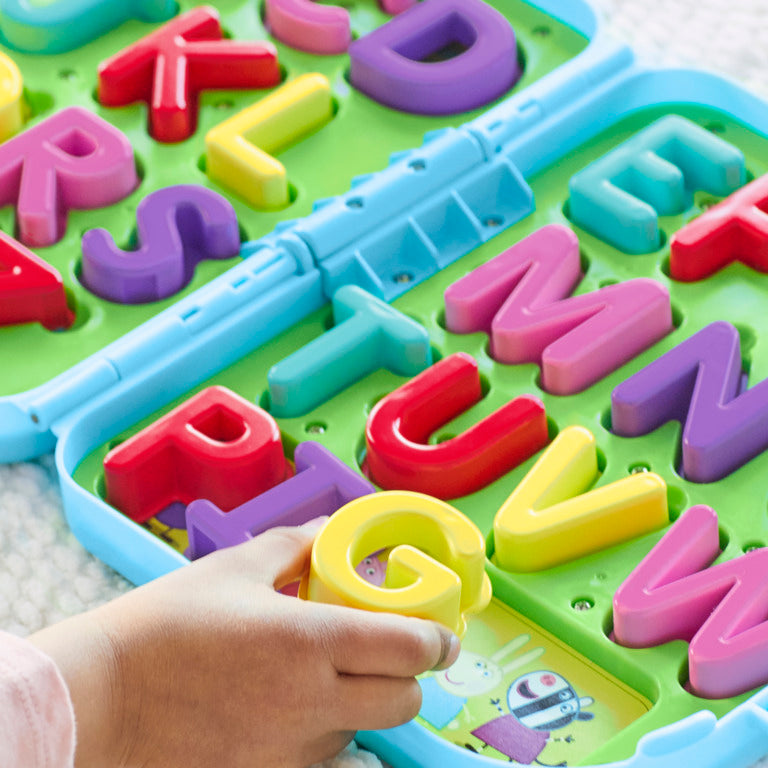 Peppa Pig Peppa's Alphabet Case