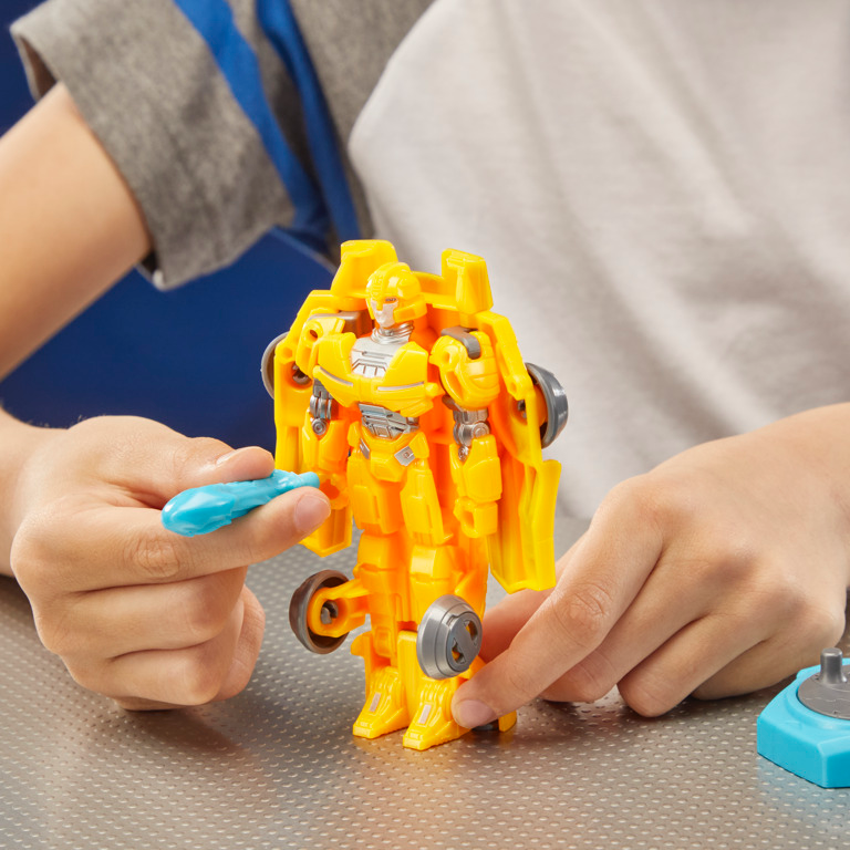 Transformers ONE 4.5" Bumblebee B-127 Robot Battlers Converting Figure