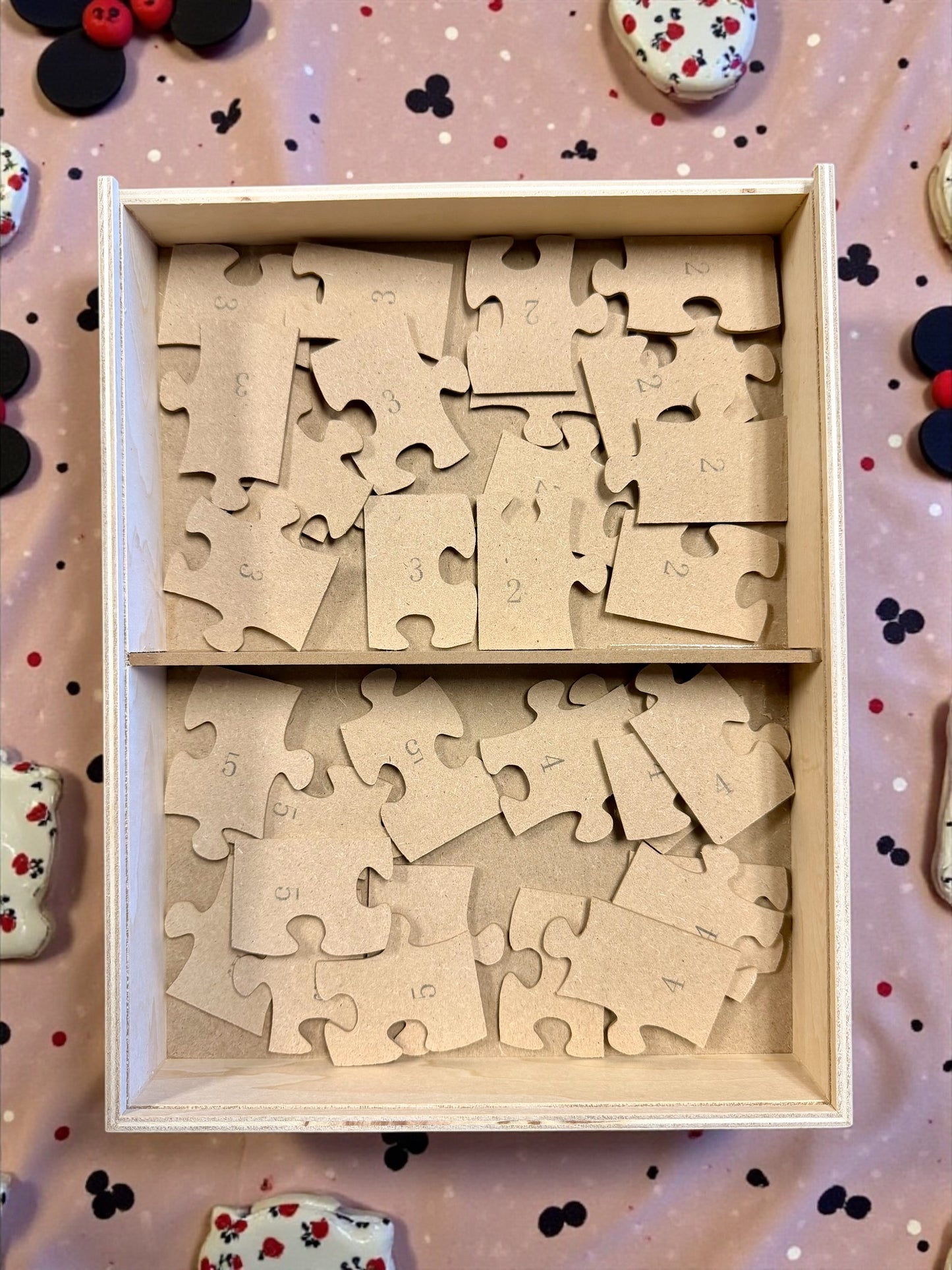 Disney's Minnie Mouse 5-Pack Faux Wood Puzzle Set in Wooden Storage Box
