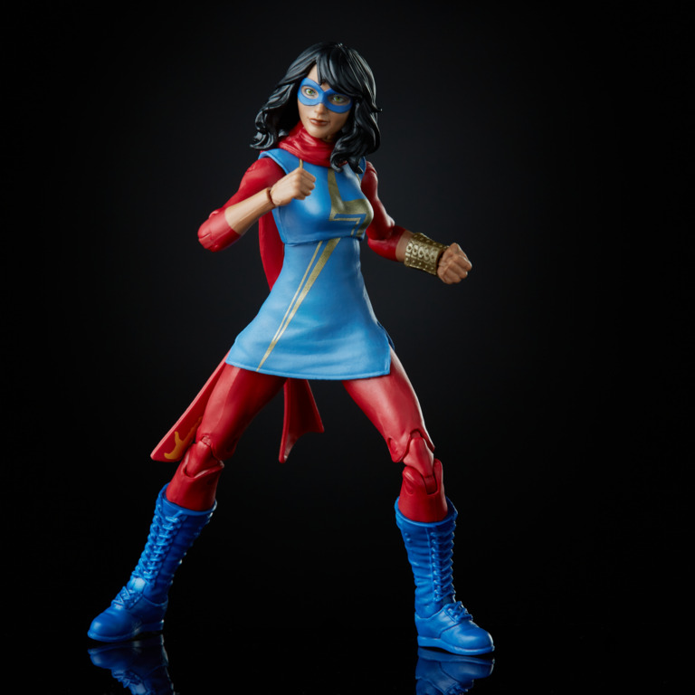 Marvel Legends Series Gamerverse Ms. Marvel Figure